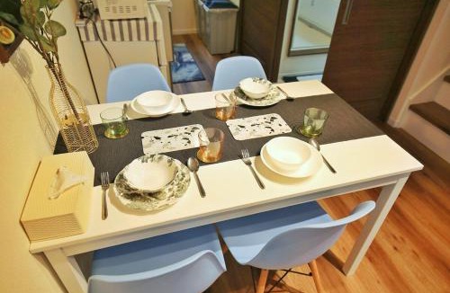 Honmachi Villa | SG5371 Entire Villa with Parking, 3-Min to Shinjuku, Visit Shibuya Crossing! Family home for 8 people