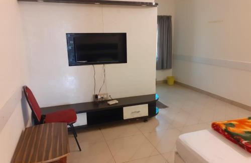 Doddaballapur Cabin | Sgs loading and boarding