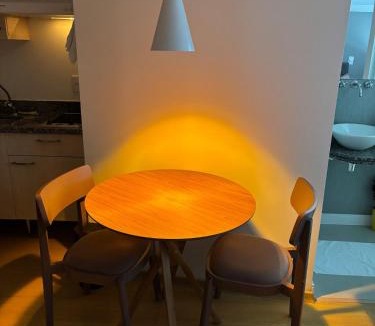 Consolacao Apartment | (SH89) Iluminado Studio c/Ar e Espaço de Trabalho