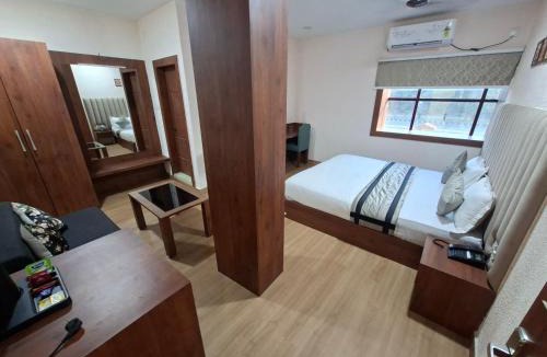Dhanbad Hotel | Shaan-E-Punjab Nirsa