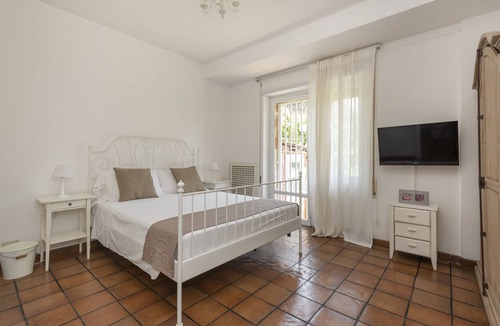 Trionfale Apartment | Shabby Chic Flat Luxury Flat Garden