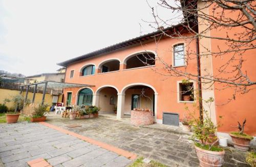 Figline e Incisa Valdarno Apartment | Shabby House