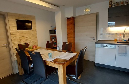 Duerrwangen Apartment | Shadow corner
