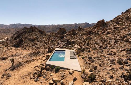 Joshua Tree House | Shadow House - Pool Spa Views Near Park