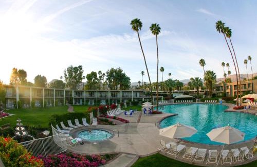 Palm Desert Resort | Shadow Mountain Resort