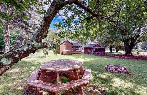 North Creek House | Shady Acres
