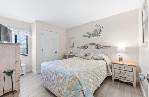 Cherry Grove Beach House | Shalimar- Ocean Front Condo