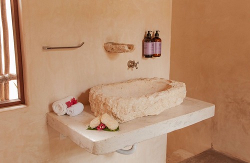 Sudzal Bed & Breakfast | Shambalanté