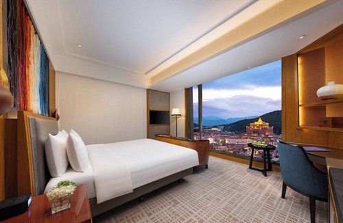 Deqen Hotel | Shangri-La Resort, Shangri-La