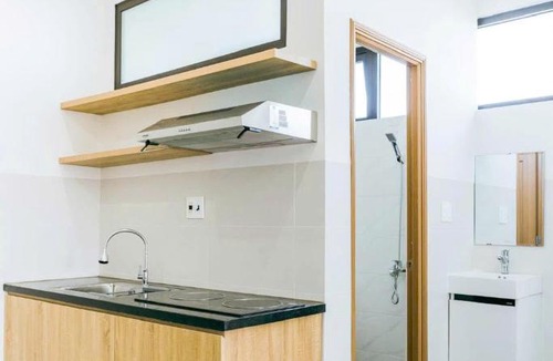 Ngu Hanh Son Apartment | Share Home studio