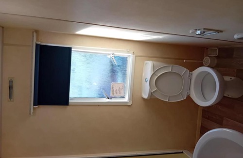 Saltcoats Other | share room