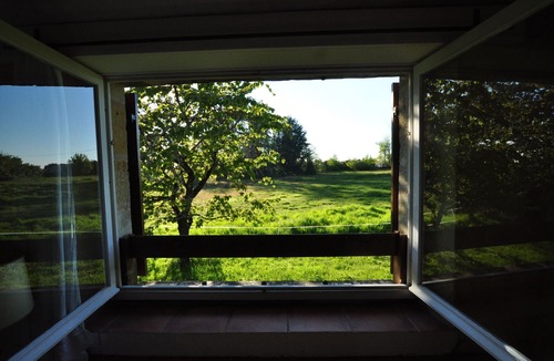 Baurech Cottage | Sharecropper's house on large estate, near Bordeaux, 14 people