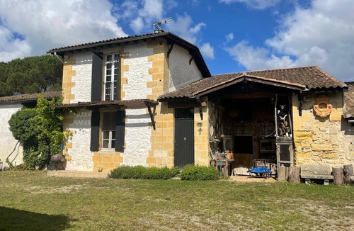 Baurech Cottage | Sharecropper's house on large estate, near Bordeaux, 14 people