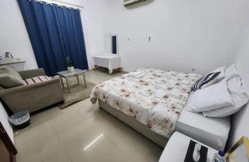 Al Ain Apartment | Shared bathrooms only