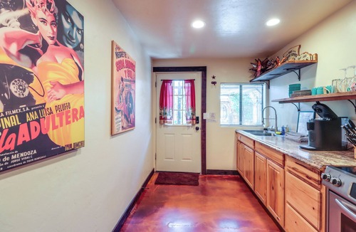 Tucson Cottage | Shared Hot Tub + Fire Pit: Tucson Casita By Hiking