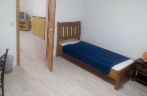 Langengrassau Apartment | Shared room for 3 guests with 40m² in Heideblick (71790)