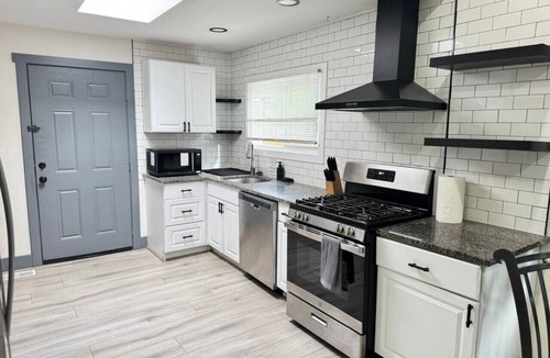 Barnum West House | Shared Room near Downtown Denver & Lake - Room #4