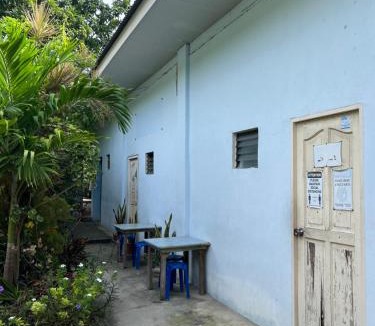Oslob Hostel | Sharky Hostel Oslob