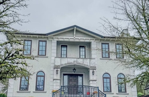 Shaughnessy House | Shaughnessy 3bdrm Suite near VanDusen Gardens