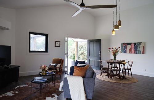 Bombira Villa | Shawwood Estate