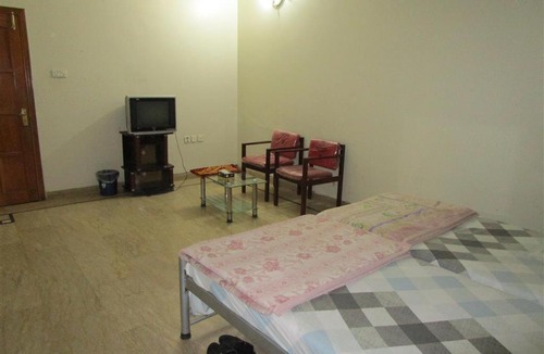 Gulshan-E-Jamal House | Shayan Inn