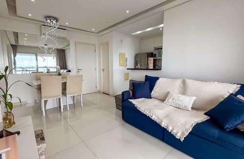 Gonzaga Apartment | SHB - Refinement, Ocean View, Sauna and Pool!
