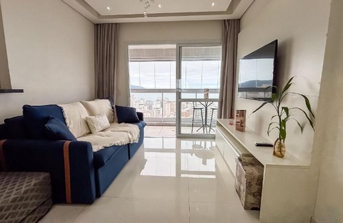 Gonzaga Apartment | SHB - Refinement, Ocean View, Sauna and Pool!