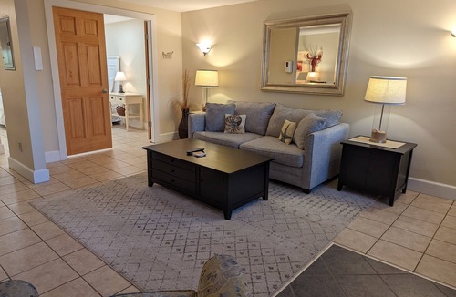 Edgecomb Apartment | Sheepscot Harbour Studio #205