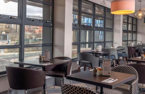 Sheffield Hotel | Sheffield Metropolitan Hotel by Belvilla