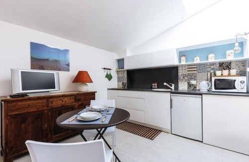 Castellammare Apartment | shell Maqueda, bright and quiet apartment in the heart of the city