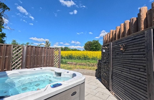 Wartmannsroth House | Shell on the Rhön beach with whirlpool