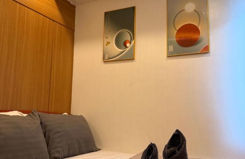 Barangay 76 Apartment | Shell Residences MOA by Jersey