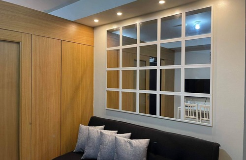 Barangay 76 Condo | Shell Residences MOA 6th D 1BR with Wifi & Prime Video By darpm
