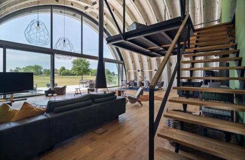 Muritz House | Shelterloft Airpark