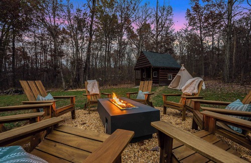 Cross Keys Cabin | Shenandoah Mansion