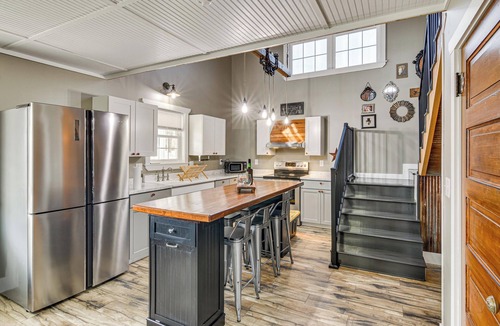 Broadway House | Shenandoah Valley Retreat: Hike, Fish & Explore!