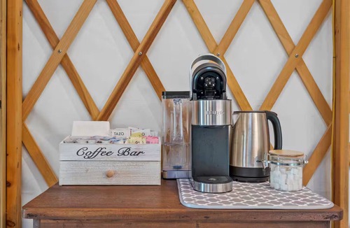 Stanley House | Shenandoah Valley Yurt