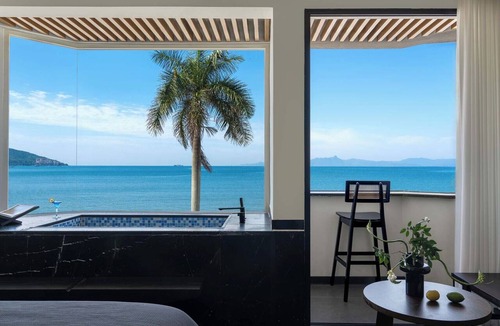 Dapeng Bed & Breakfast | Shenzhen Nan'ao Beach Seaview Guesthouse