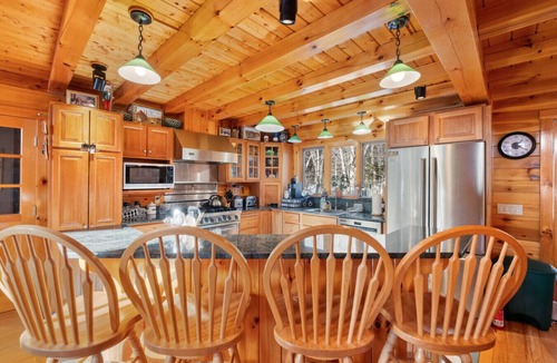 Stratton Cabin | Shepardson Brookside: VAST+AT Hike | A/C | Brook