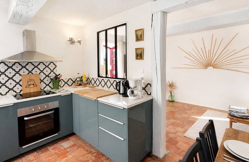 Rognes House | Shepherd’s Cottage – Château Barbebelle Vineyard