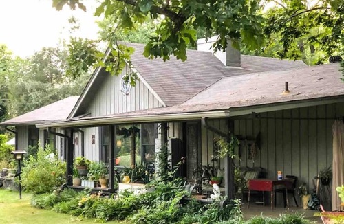 Montevallo House | Shepherds Retreat - 2 miles to I-65