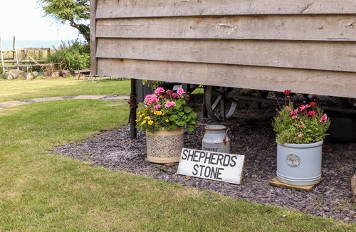 Llanfflewyn Cottage | Shepherds Stone