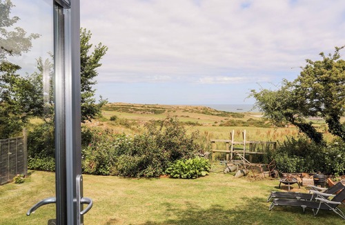Llanfflewyn Cottage | Shepherds Stone