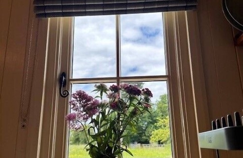 Brackley Cabin | ShepherdsHut-Cotswolds-PetFriendly-WoodBurner