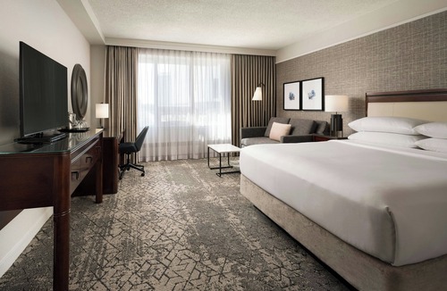 Saskatoon Downtown Hotel | Sheraton Cavalier Saskatoon Hotel