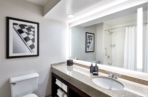 Indianapolis Hotel | Sheraton Indianapolis Hotel at Keystone Crossing