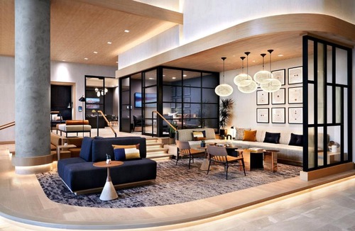 Downtown Phoenix Hotel | Sheraton Phoenix Downtown
