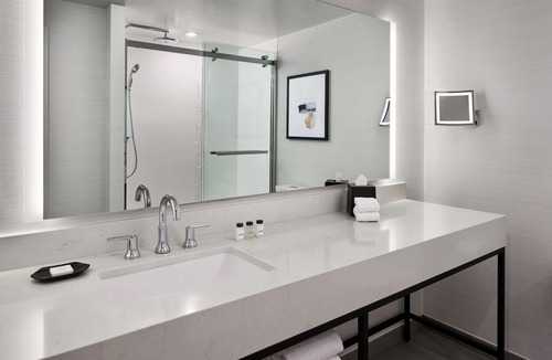 Reston Hotel | Sheraton Reston Hotel