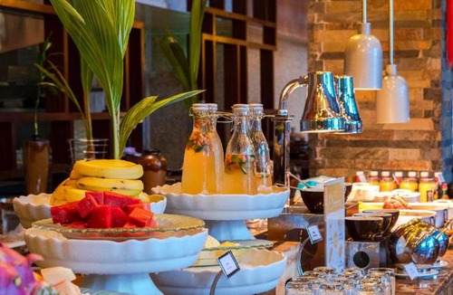 Wanning Hotel | Sheraton Shenzhou Peninsula Resort