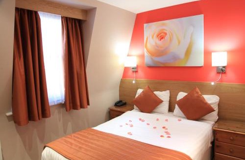 Warwick Hotel | Sheriff Hotel